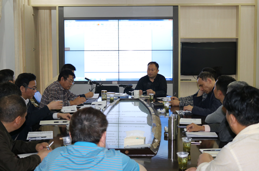 武汉建设安全管理协会起重机械工作委员会召开工作例会