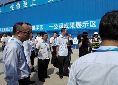 “安全生产月”系列活动之三——中建三局2016年安全月启动大会暨现场观摩会隆重举行