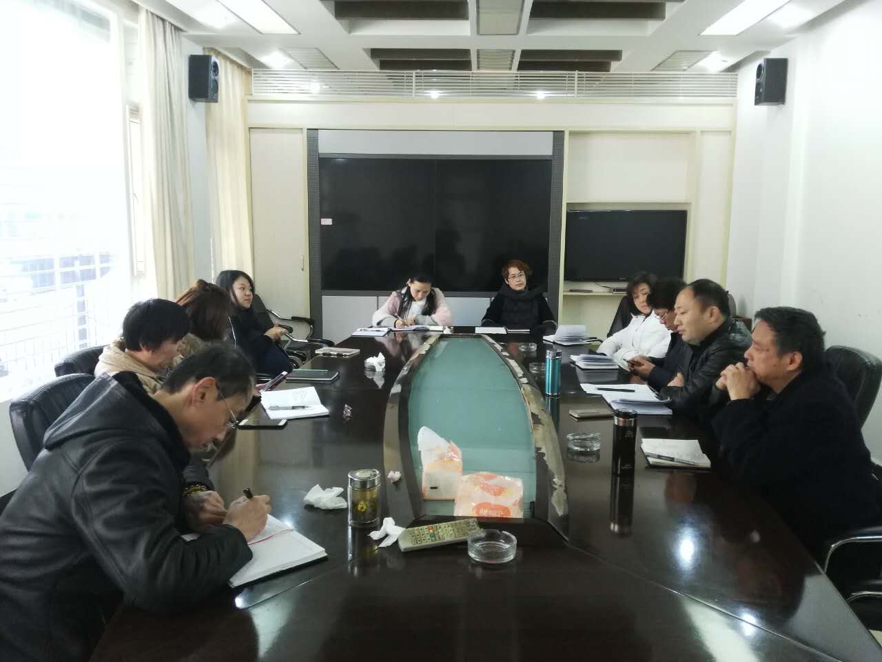 协会召开年后首次秘书处工作会议及政治学习