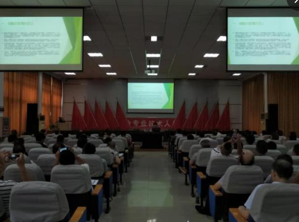 协会和湖北省城市建设继续教育学院联合开展安全生产教育培训