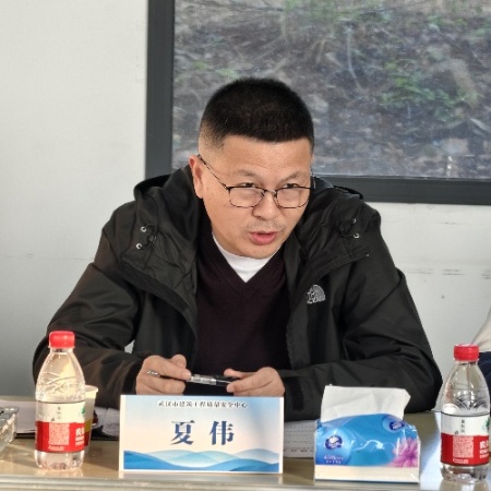 市建筑工程质安中心夏伟书记兼主任参加指导协会起重机械设备分会形势研讨会